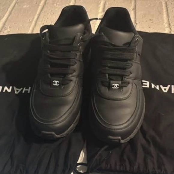CHANEL Black Leather CC Logo Lace-Up Sneakers - Sleek Designer Trainers